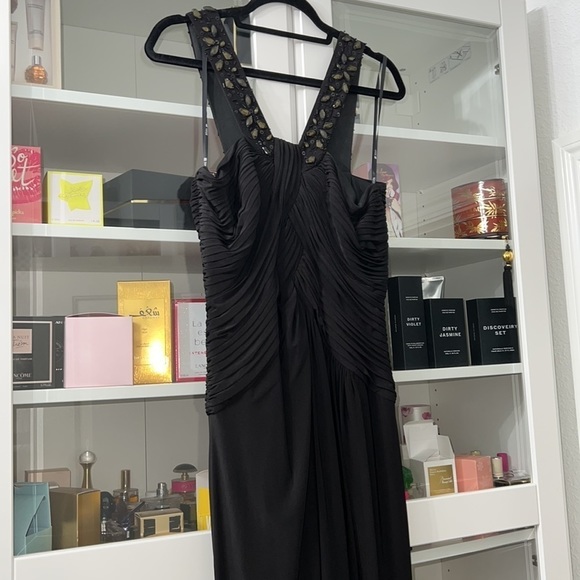 Tadashi SHOJI BLACK EMBELLISHED FORMAL EVENING GOWN.  NWT. SIZE M - Picture 3 of 7